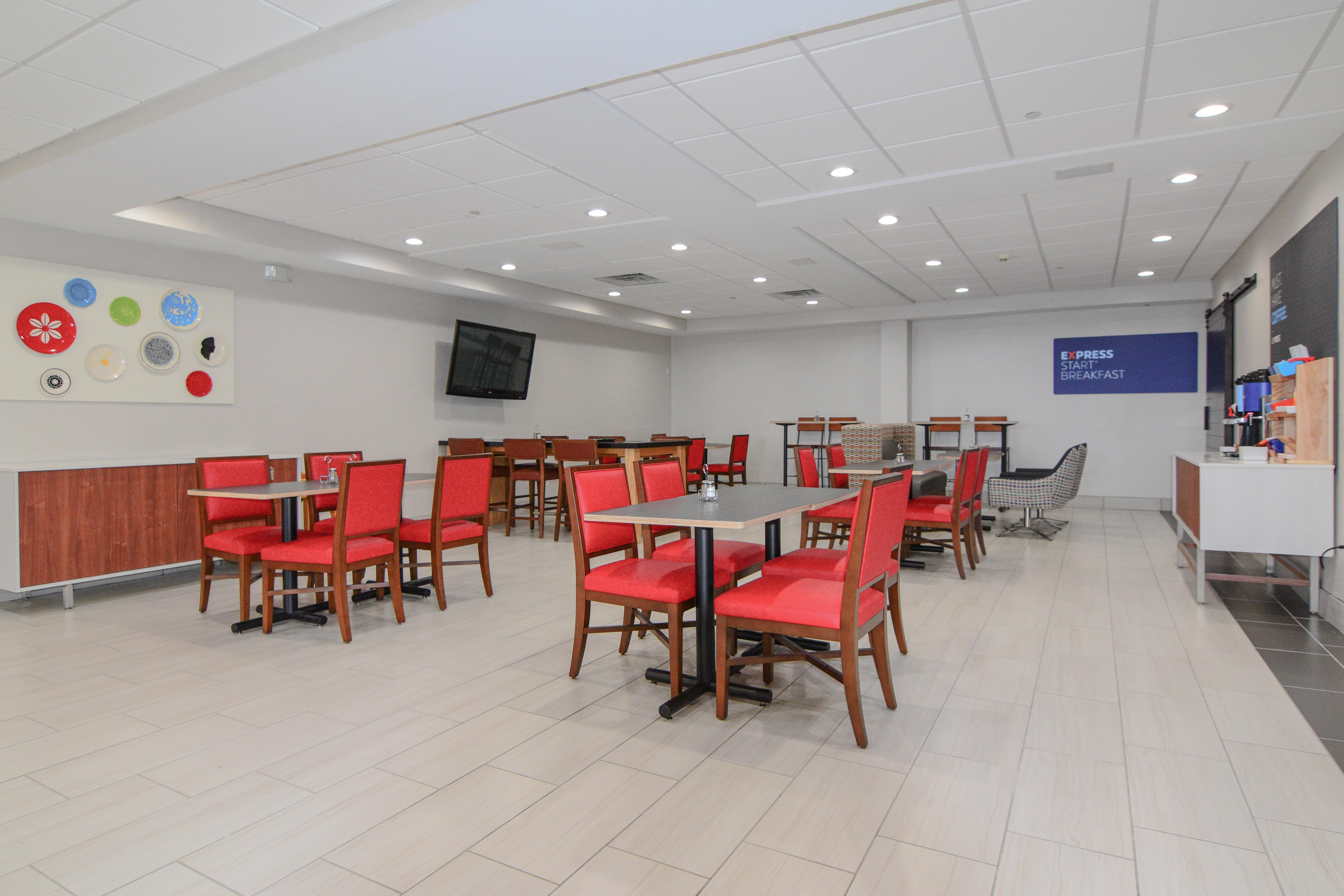 Holiday Inn Express & Suites - Indianapolis Northwest By Ihg Bagian luar foto