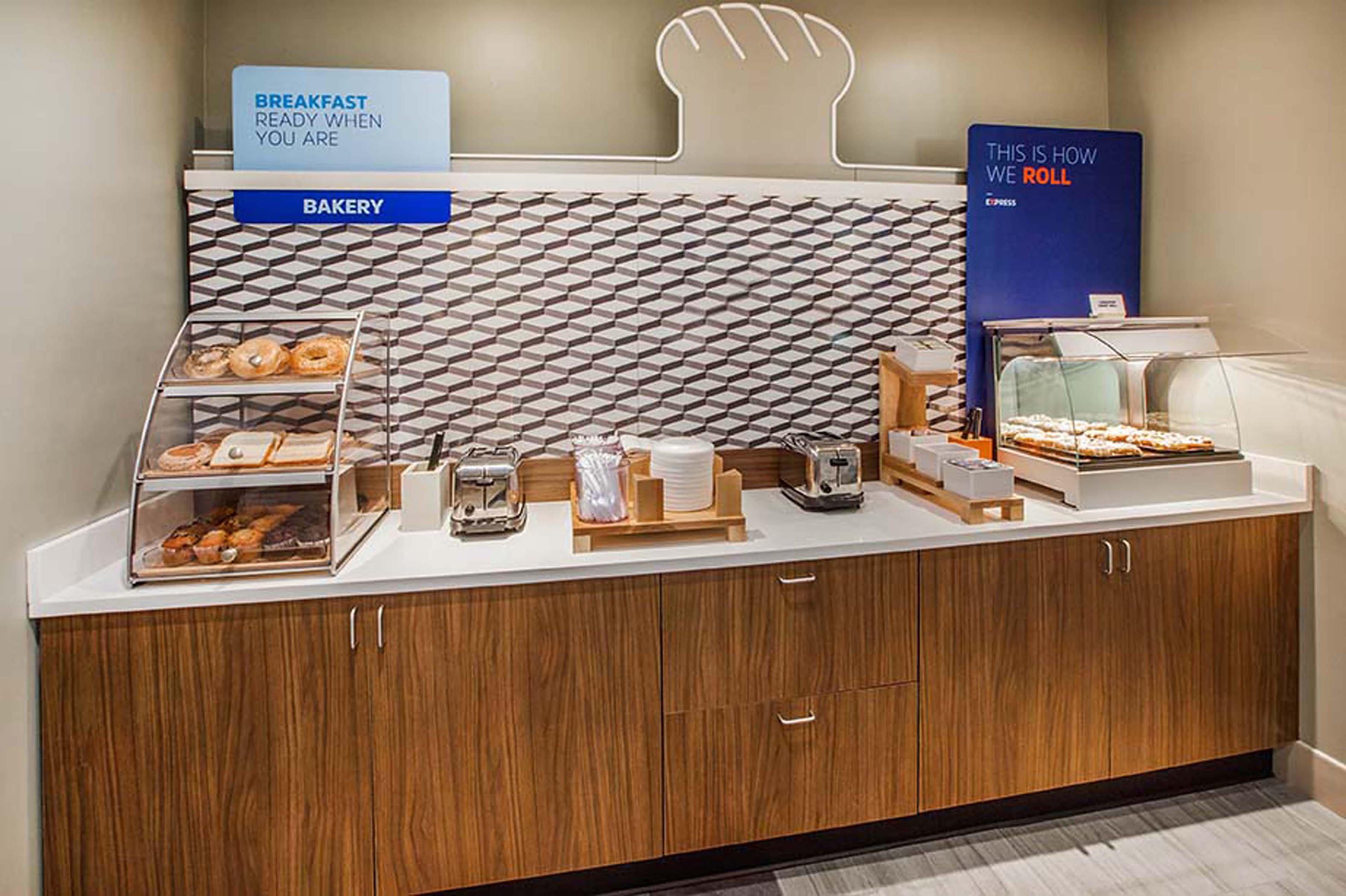 Holiday Inn Express & Suites - Indianapolis Northwest By Ihg Bagian luar foto